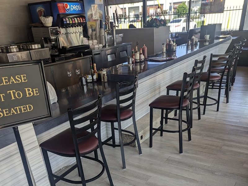 Tommy's Family Restaurant interior
